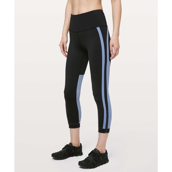 Lululemon Leggings 4 Black Blue Zip The Line Crop High Rise Capri Workout - Picture 4 of 16
